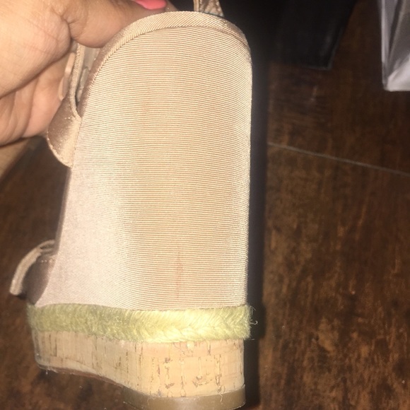 Tory Burch Penny Faille Bow Wedge - Picture 4 of 7